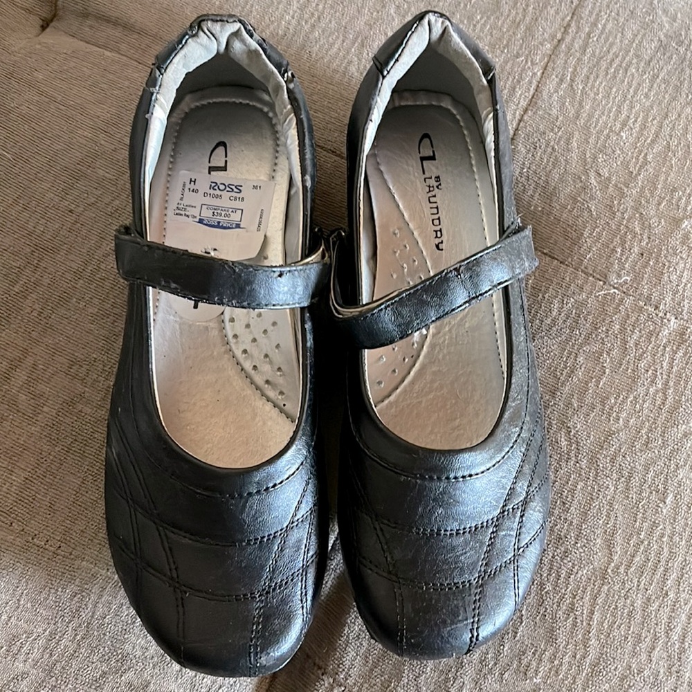 Woman shoes